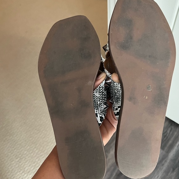 Steve Madden Spiked Flat Sandal Multi Snake - size 7.5 - Picture 2 of 2